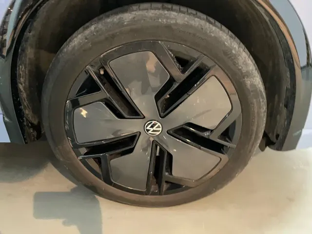 Volkswagen Tiguan L — Фото автомобиля 10