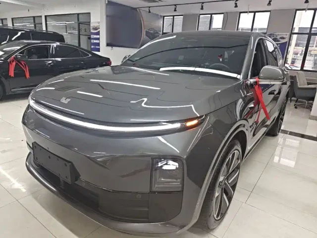 Фотография автомобиля — Li Auto L6