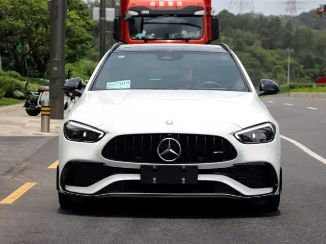 Mercedes-Benz C-Class AMG — Фото автомобиля 2