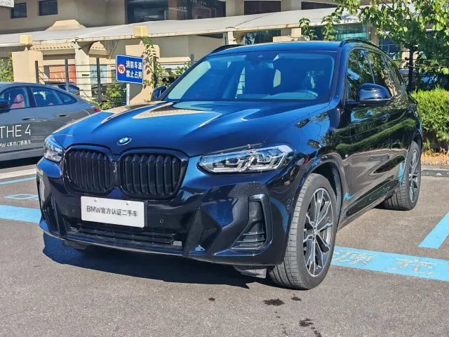 Фотография автомобиля — BMW X3