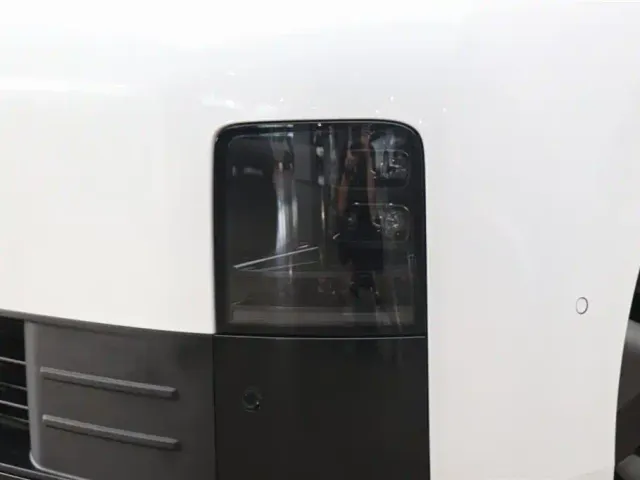 Li Auto MEGA — Фото автомобиля 29