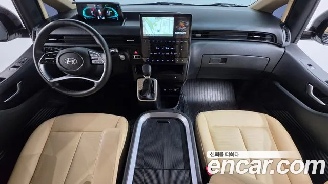 Hyundai Staria Staria — Фото автомобиля 6