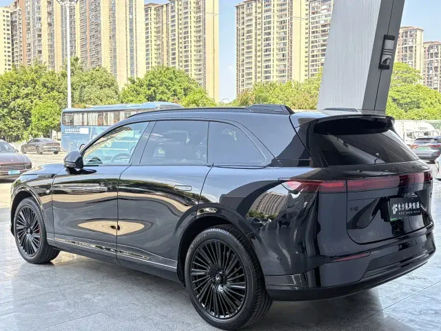 Xpeng G9 — Фото автомобиля 7