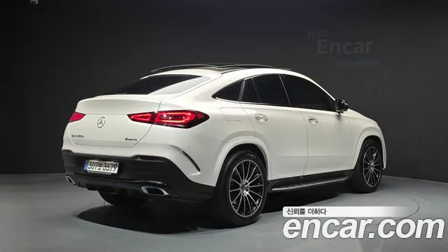 Mercedes-Benz GLE-Class — Фото автомобиля 2