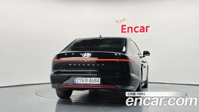 Hyundai Grandeur GN7 — Фото автомобиля 4