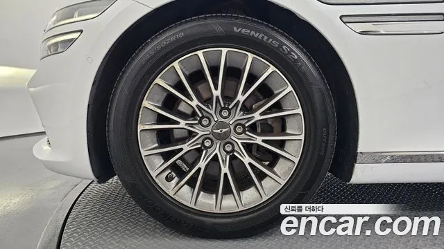 Genesis G80 Бензин 2.5 турбо AWD — Фото автомобиля 5