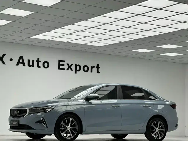Geely Emgrand — Фото автомобиля 20