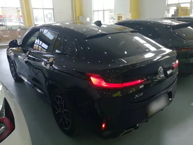 BMW X4 — Фото автомобиля 4