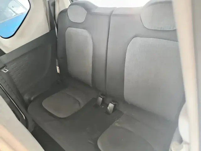 Wuling Hongguang Mini EV — Фото автомобиля 16