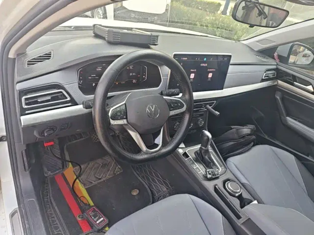 Volkswagen Lavida — Фото автомобиля 9