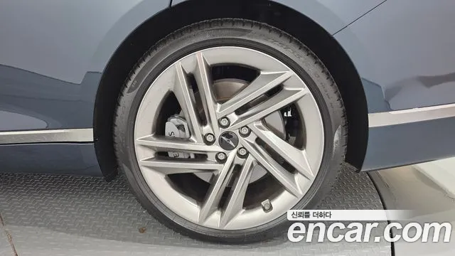 Genesis G80 RG3 — Фото автомобиля 6