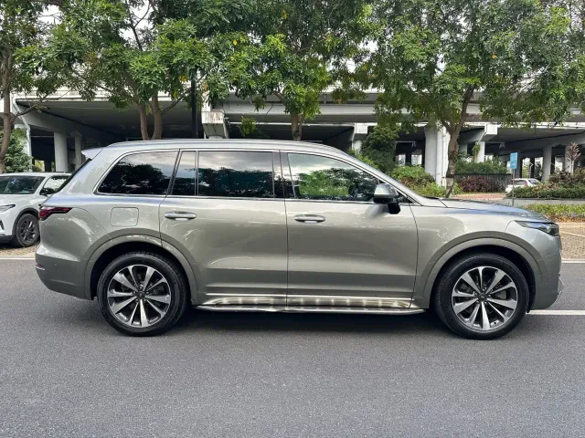 Li Auto ONE — Фото автомобиля 26
