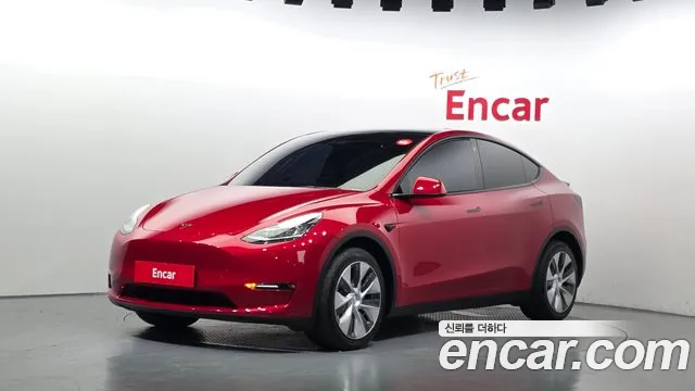 Фотография автомобиля — Tesla Model Y