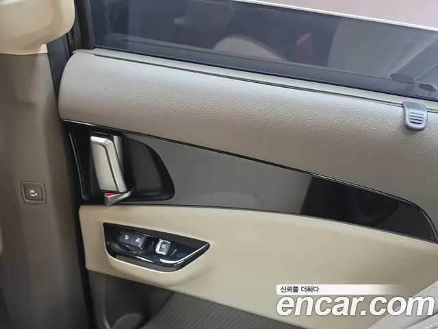 Kia Carnival 4th Gen — Фото автомобиля 14