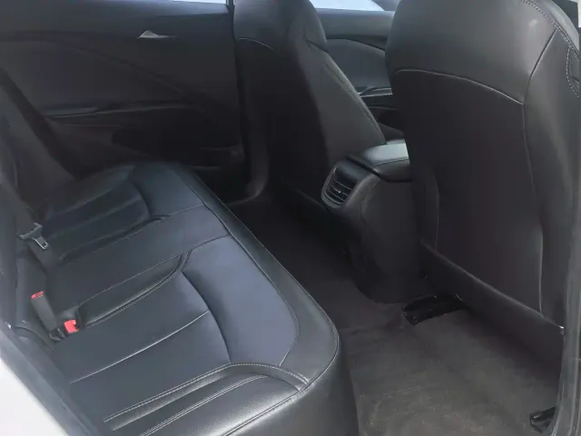 Buick Velite 6 — Фото автомобиля 5