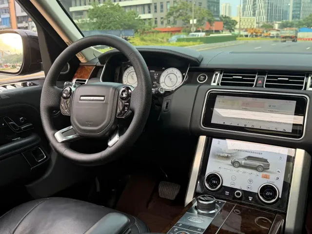 Land Rover Range Rover — Фото автомобиля 9