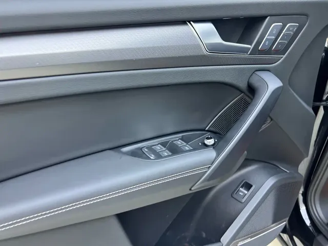 Audi Audi Q5L 2024 Model 45 TFSI Luxury Dynamic — Фото автомобиля 9