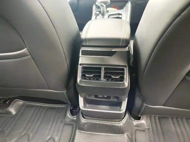 Geely Xingrui — Фото автомобиля 9