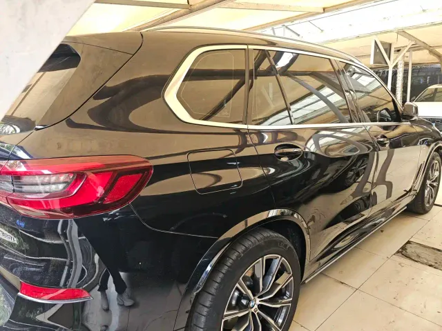 BMW X5 — Фото автомобиля 7