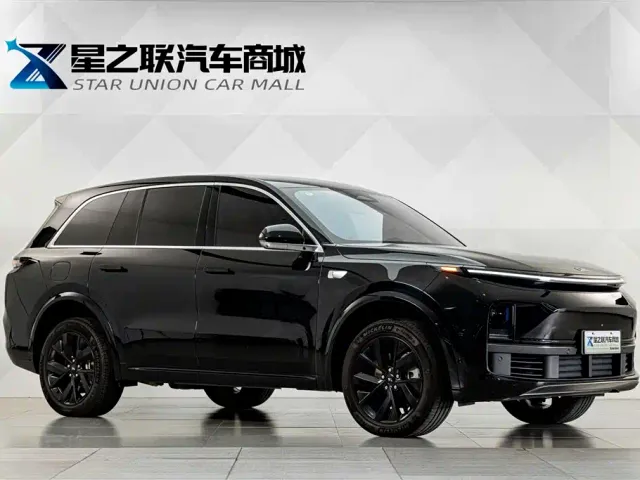 Li Auto L8 — Фото автомобиля 5