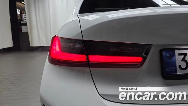 BMW 3-Series 3 серия (G20) 320i M Sport — Фото автомобиля 21