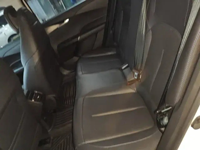 Changan Qiyuan A05 — Фото автомобиля 16