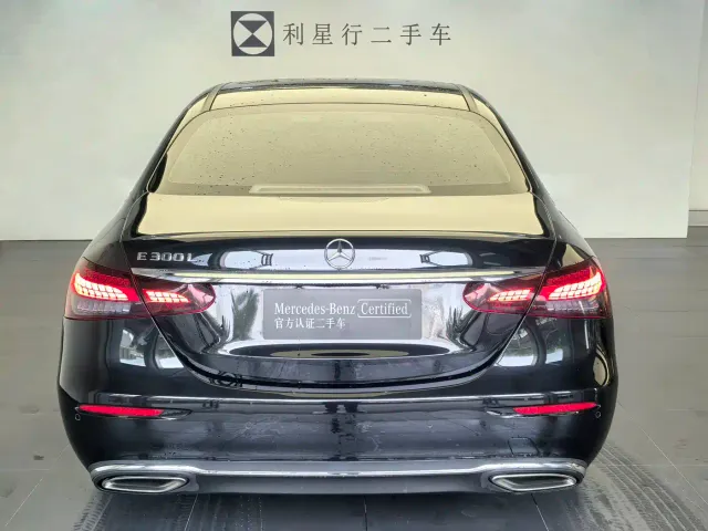 Mercedes-Benz E-Class — Фото автомобиля 6