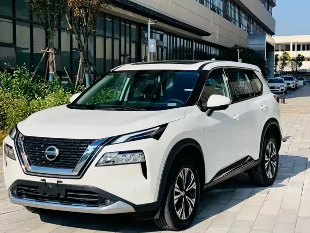 Фотография автомобиля — Nissan X-Trail