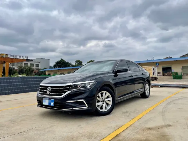 Фотография автомобиля — Volkswagen Passat