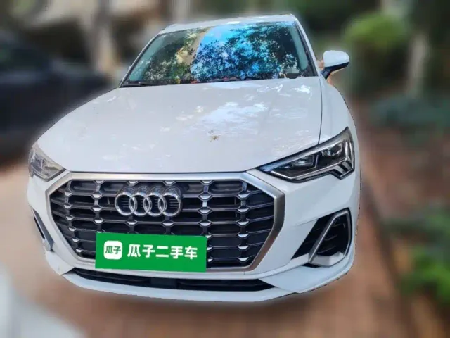 Audi Q3 — Фото автомобиля 2