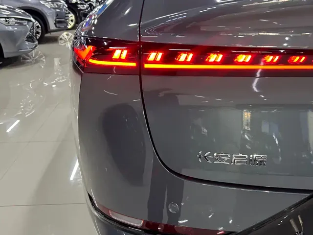 Changan Qiyuan A07 — Фото автомобиля 20
