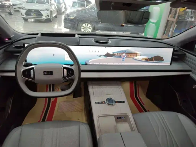 Geely Galaxy E8 — Фото автомобиля 9