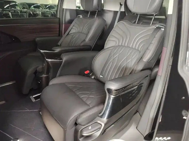 GAC Trumpchi M8 — Фото автомобиля 16