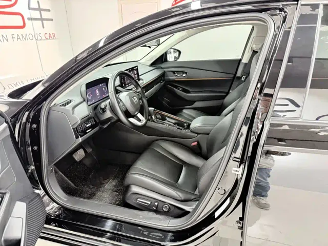 Honda Accord — Фото автомобиля 7
