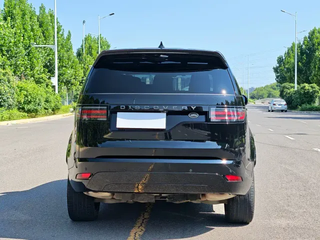 Land Rover Discovery — Фото автомобиля 10