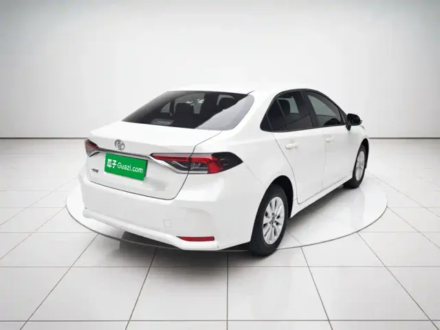 Toyota Corolla — Фото автомобиля 4