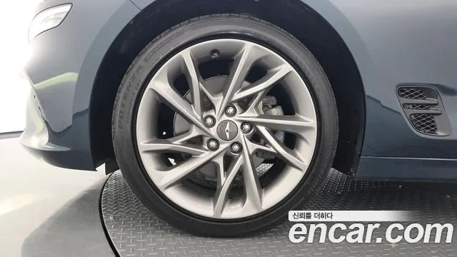 Genesis G70 The New Shooting Brake — Фото автомобиля 5