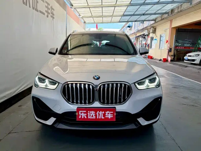 BMW X1 — Фото автомобиля 2