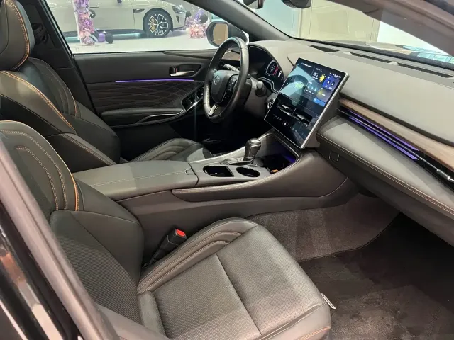 Toyota Avalon — Фото автомобиля 8