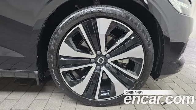 Вольво S60 S60 третьего поколения B5 Ultimate Bright — Фото автомобиля 5