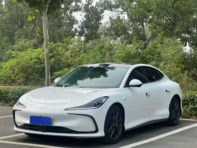 Фотография автомобиля — IM Motors L6