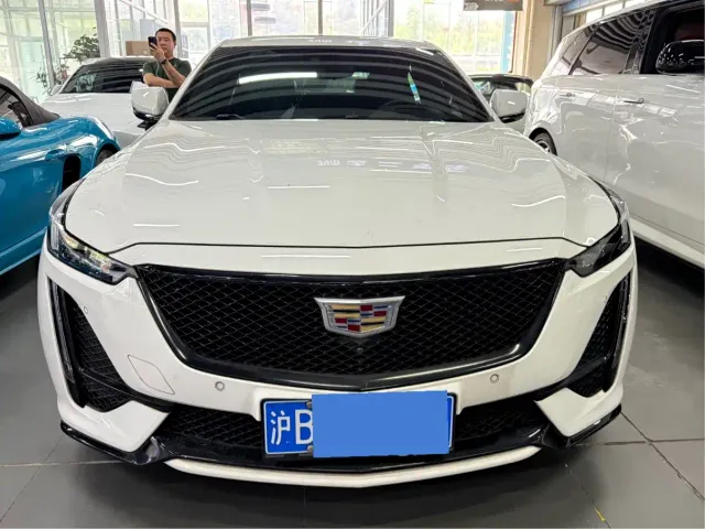 Cadillac CT5 — Фото автомобиля 2