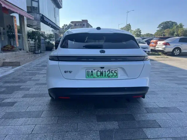 Nio ET5 Touring — Фото автомобиля 6