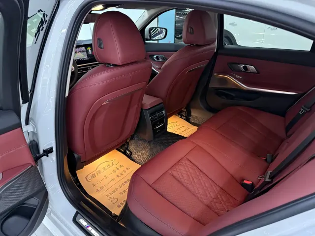 BMW 3 Series — Фото автомобиля 6