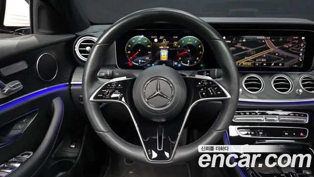 Mercedes-Benz E-Class — Фото автомобиля 13