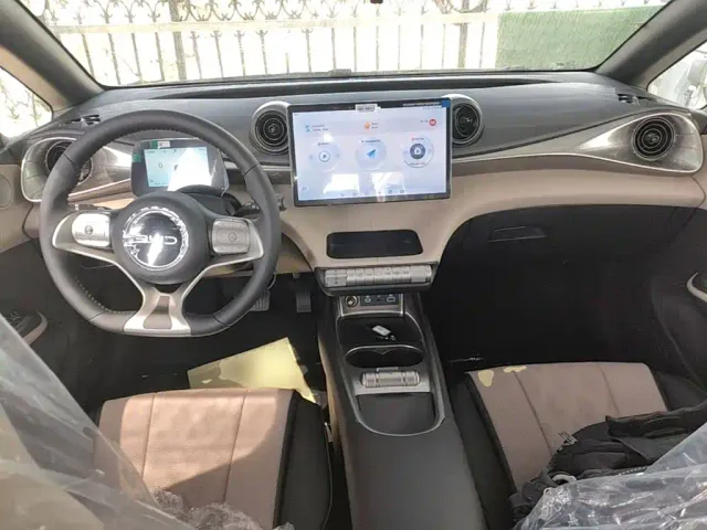 BYD Dolphin — Фото автомобиля 9