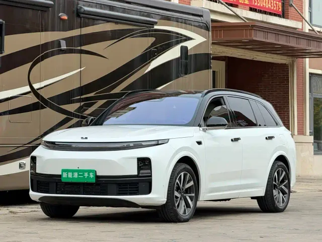 Фотография автомобиля — Li Auto L7