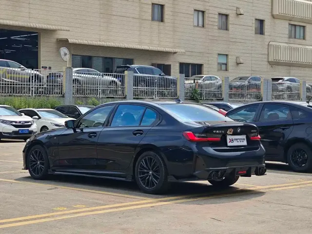 BMW BMW 3 Series 2023 325Li M Sport Black Night Package — Фото автомобиля 4
