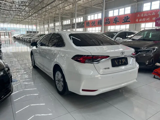 Toyota Corolla — Фото автомобиля 7