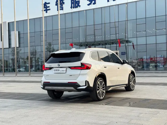 BMW X1 — Фото автомобиля 7